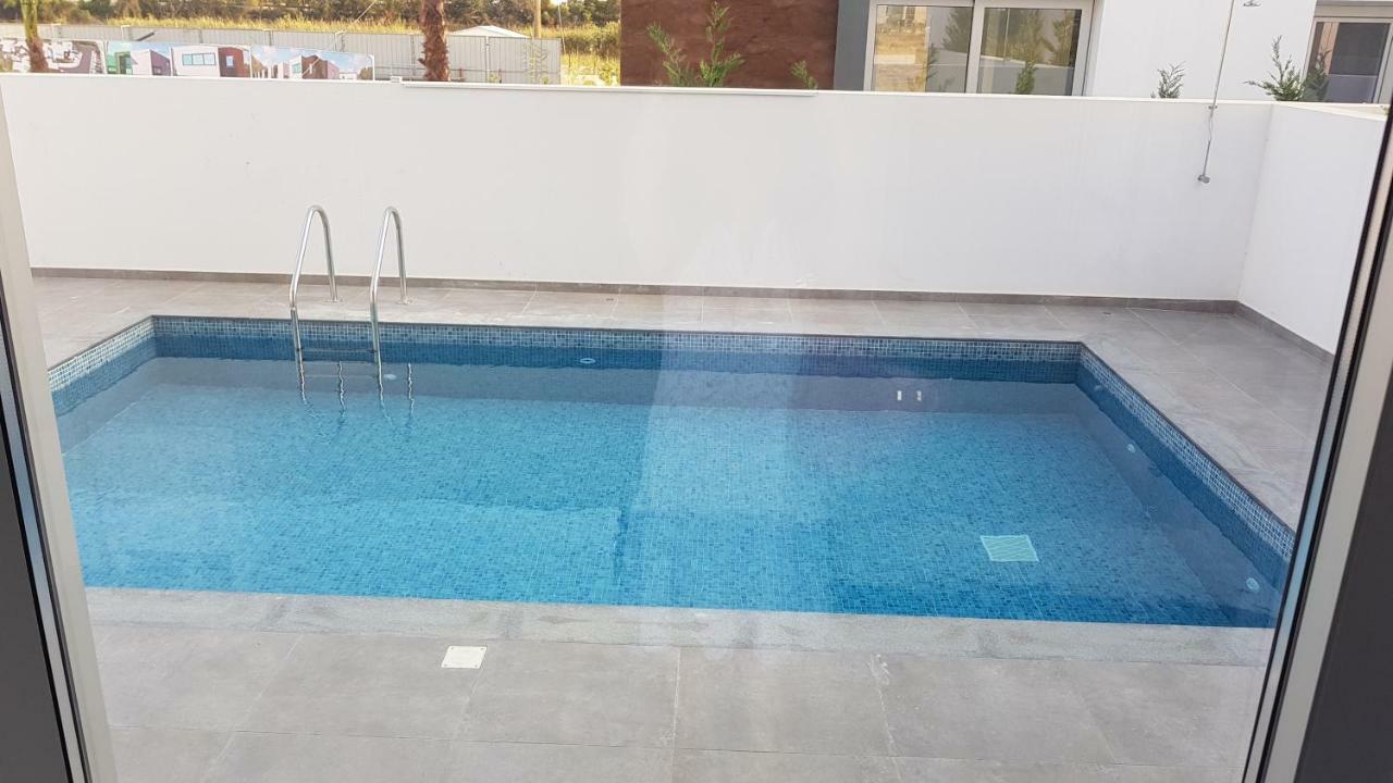 Mobina Villas ラルナカ エクステリア 写真